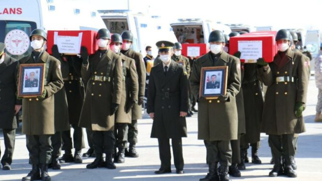 Şehitler için ilk tören yapıldı