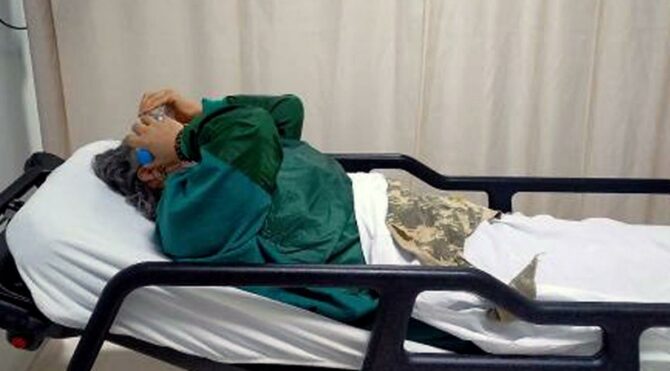 17 yaşındaki kız sağlık çalışanını darp etti, gözaltına alındı