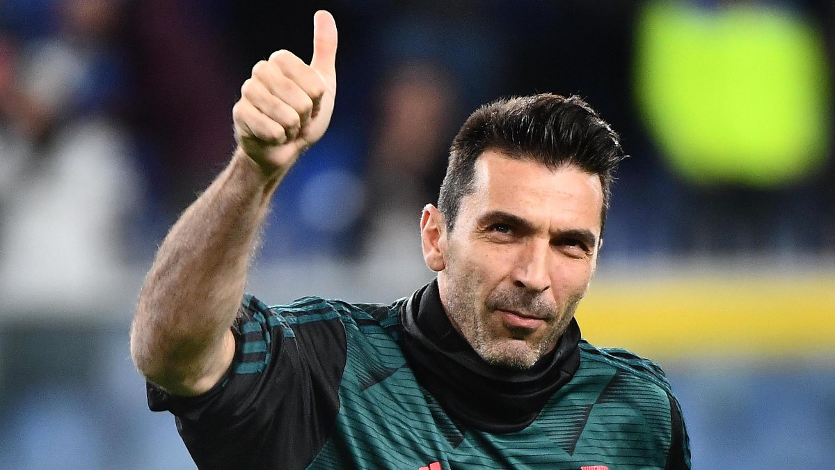 43 yaşındaki Buffon: Futbolu 2023’te bırakabilirim