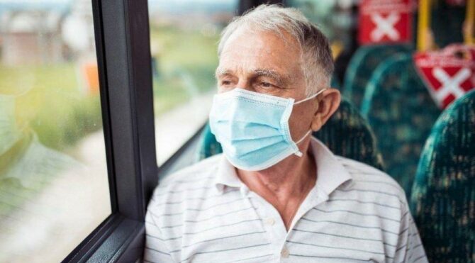 65 yaş üstü ve 20 yaş altı için toplu taşıma yasağı kalktı mı?