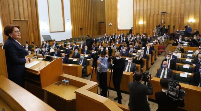 Akşener’den Bahçeli ve MHP’lilere çok sert tepki Akşener’den Bahçeli ve MHP’lilere çok sert tepki
