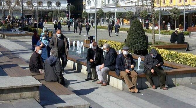Cenazeye katılan 100 kişiden 40’ı coronaya yakalandı