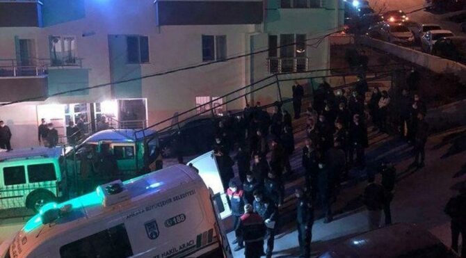 Çöpü atmadığı için kardeşini öldürdü