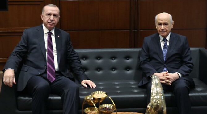 Cumhurbaşkanı Erdoğan, Devlet Bahçeli ile bir araya geldi