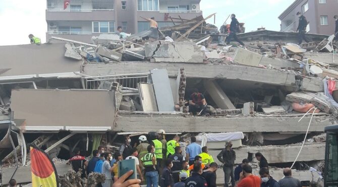 Deprem uzmanı uyardı: İzmir için tehlike hâlâ geçmedi