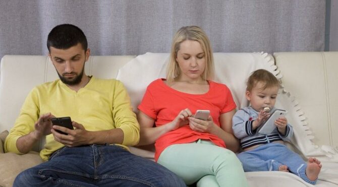 Ekran bağımlılığından kurtuluşun yolu: Dijital Detoks