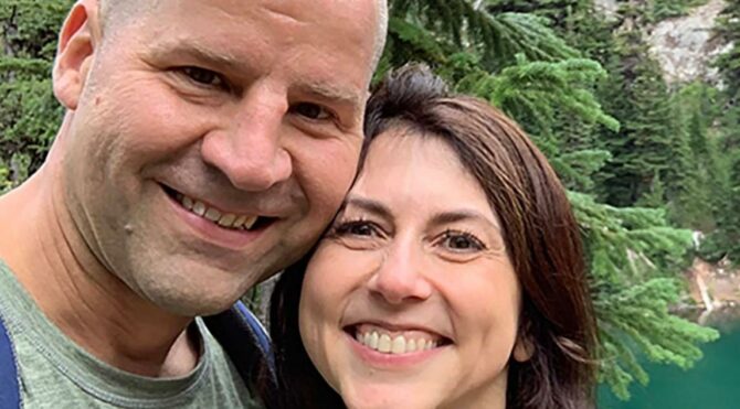 Jeff Bezos’un eski eşi öğretmenle evlendi