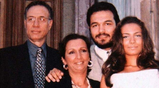 Kemal Sunal’ın kızı Ezo Sunal anne oldu