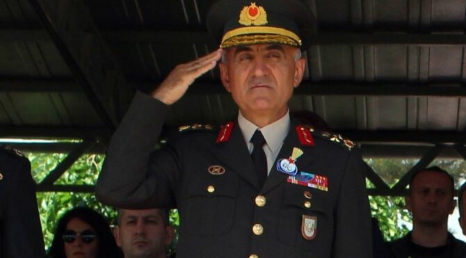 Korgeneral Osman Erbaş helikopter kazasında şehit oldu