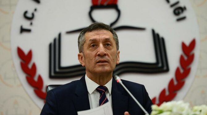 Milli Eğitim Bakanı Ziya Selçuk’tan yüz yüze eğitim uyarısı