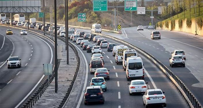 İstanbul çıkışında ‘tam kapanma’ yoğunluğu