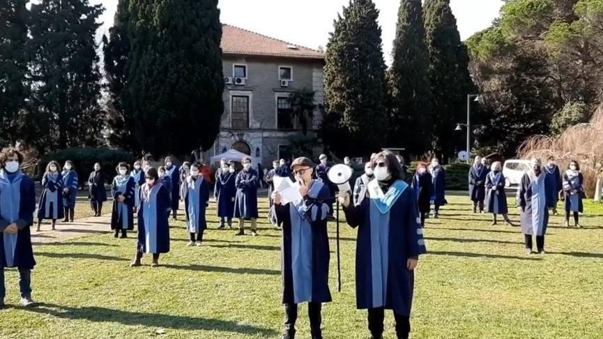 Boğaziçili 353 akademisyen: Dekanlarımız göreve iade edilsin