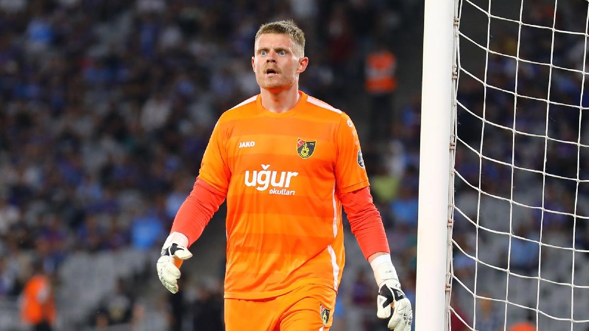 İstanbulspor Beşiktaş maçında David Jensen’den akılalmaz hata