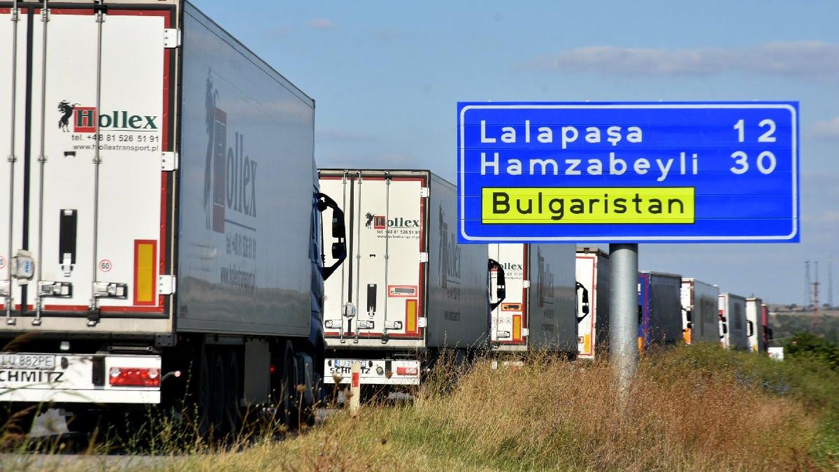 Bulgaristan sınır kapısında TIR kuyruğu 33 kilometreye çıktı