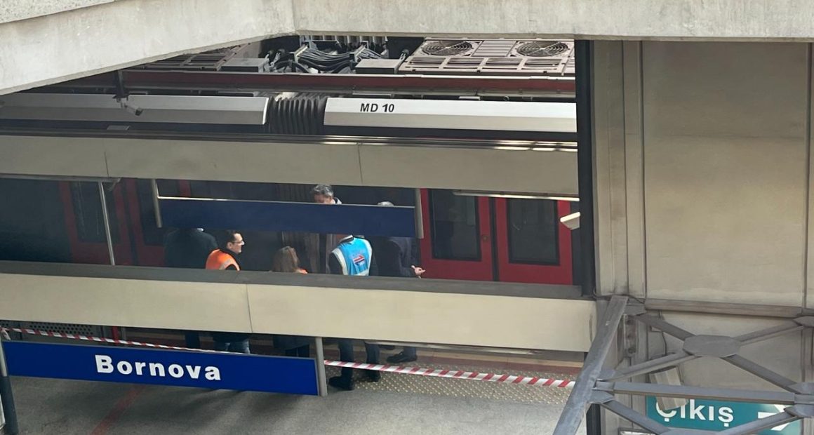 İzmir’de metro raydan çıktı – Son Dakika Haberleri