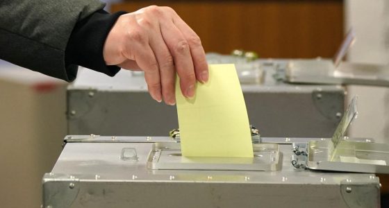 Japonya’da erken genel seçimler başladı: Halk sandık başında