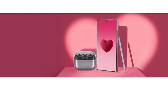 Samsung’dan sevgilinin tarzına tarz katacak hediye önerileri