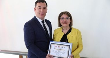 DEÜ Bilim Kafe Sohbetleri’nin 6’ncı Buluşmasında “Bilimin Işığında Güneşten Nasıl Korunmalıyız?” Konuşuldu