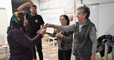 Bornova’da yaratıcı drama ile hayata yeniden katılım