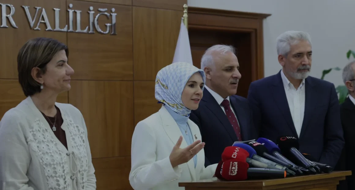 Bakan Göktaş Diyarbakırda Aile ve Gençlik Fonu verilerini açıkladı