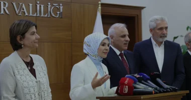 Bakan Göktaş Diyarbakırda Aile ve Gençlik Fonu verilerini açıkladı