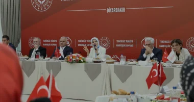 Bakan Göktaş Diyarbakırda Terörsüz Türkiye Hedefini Vurguladı
