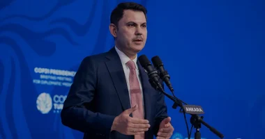 Bakan Kurum COP31 İçin Diplomatik Misyonlara Yol Haritasını Sundu