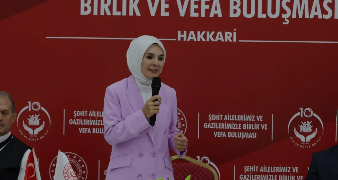 Bakan Göktaş Hakkari’de Şehit Aileleri ve Gazilerle Buluştu