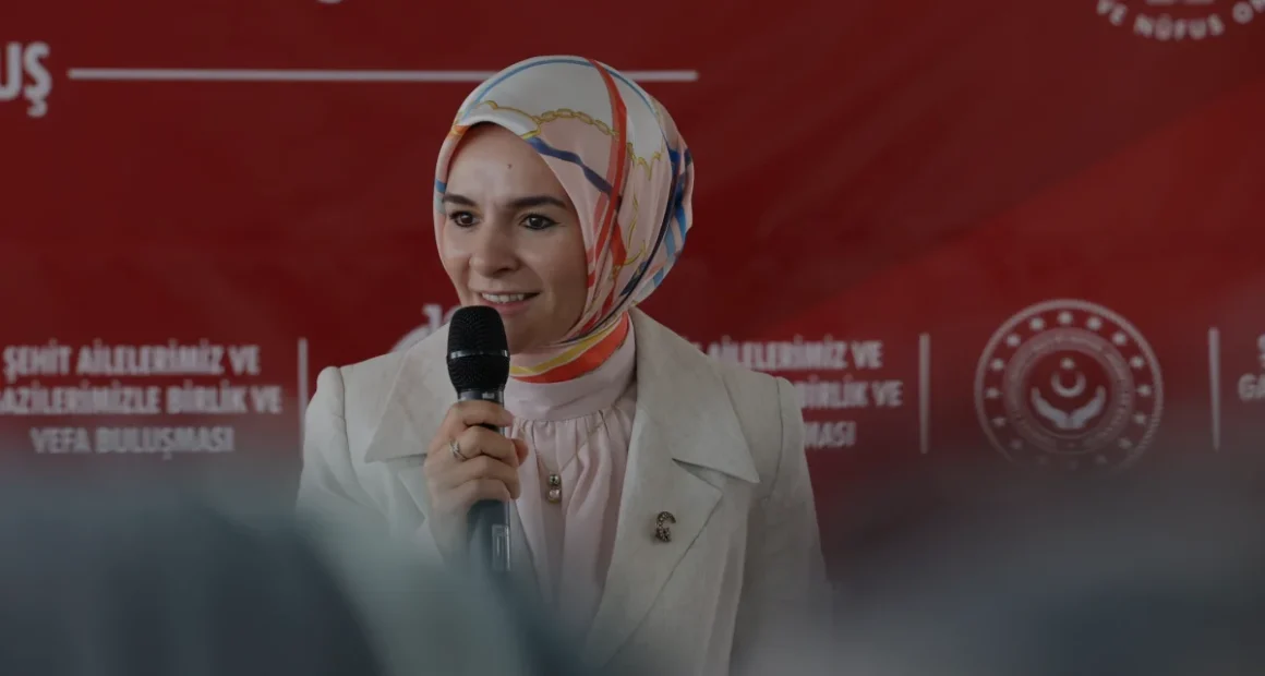 Bakan Göktaş Muşta Şehit Aileleri ve Gazilerle Bir Araya Geldi